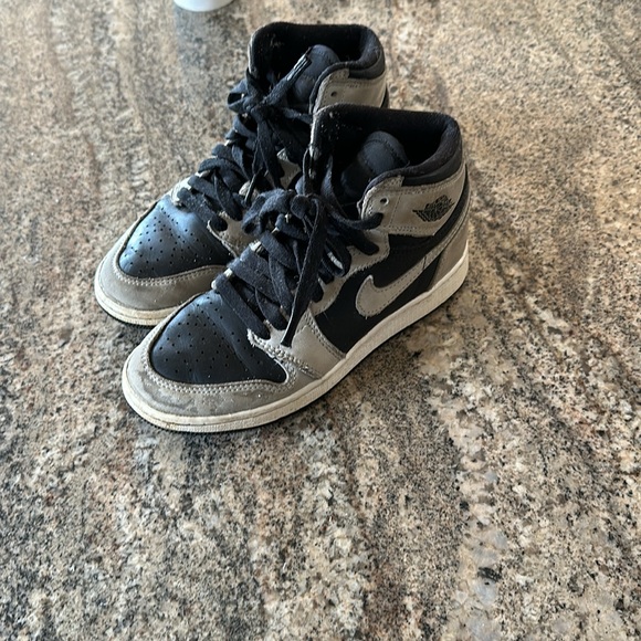 Jordan 1’s high - Picture 2 of 3